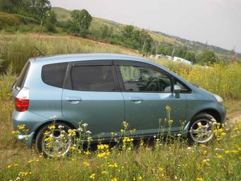 2004 Honda Fit Photos