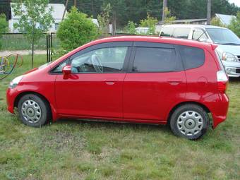 2004 Honda Fit Pictures