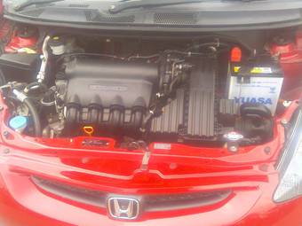 2004 Honda Fit Photos