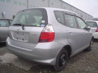 2004 Honda Fit Photos
