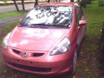 2004 Honda Fit Pictures