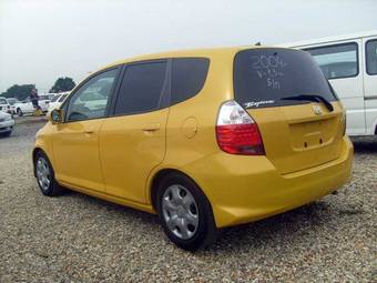 2004 Honda Fit Images