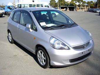 2004 Honda Fit Photos