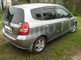 2004 Honda Fit Pictures