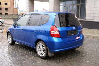 2004 Honda Fit Photos