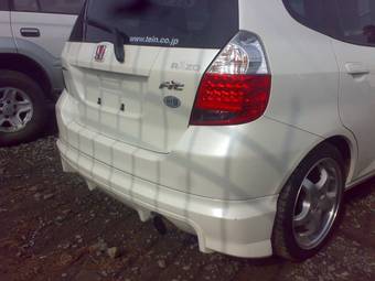 2004 Honda Fit Pictures