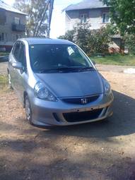 2004 Honda Fit Photos