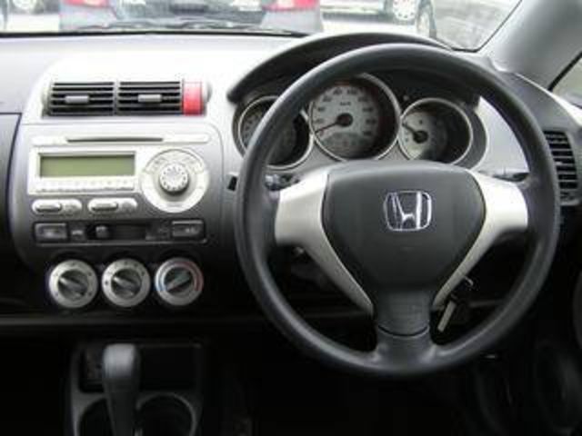 2005 Honda Fit