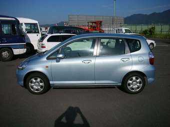 2005 Honda Fit Pictures