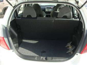 2005 Honda Fit Pics
