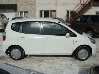 2005 Honda Fit Pictures