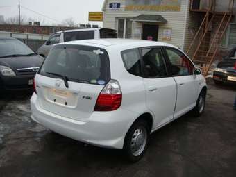 2005 Honda Fit Photos