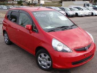 2005 Honda Fit Pics