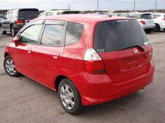 2005 Honda Fit Pictures