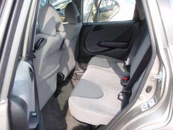 2005 Honda Fit Pictures