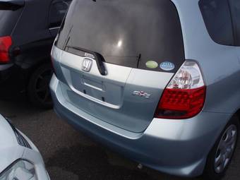 2005 Honda Fit Wallpapers