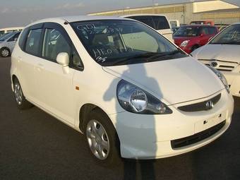 2005 Honda Fit Photos