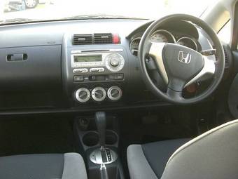 2005 Honda Fit Images