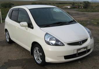 2005 Honda Fit Pictures