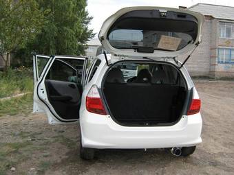 2005 Honda Fit Pictures
