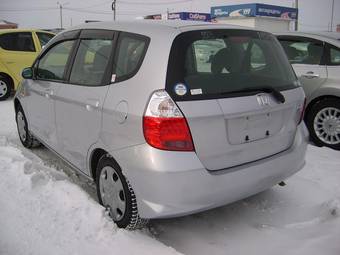 2005 Honda Fit Pics