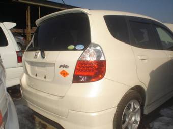 2005 Honda Fit Pictures
