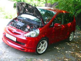 2005 Honda Fit Pictures