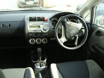 2005 Honda Fit Images