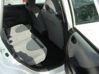 2005 Honda Fit Photos