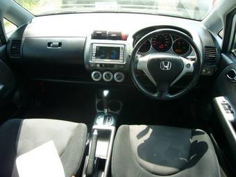 2005 Honda Fit Images