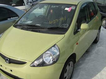 2005 Honda Fit Images