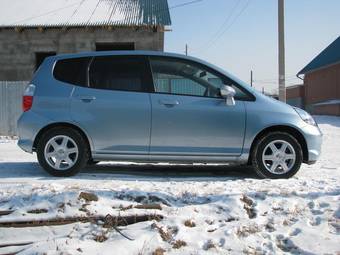 2005 Honda Fit Photos