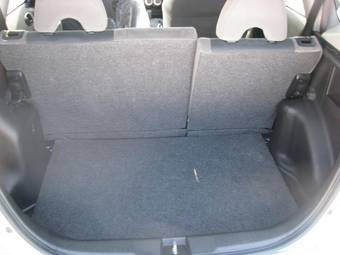 2005 Honda Fit Photos