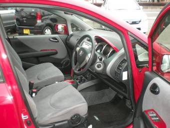 2005 Honda Fit Photos