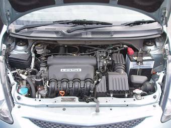 2005 Honda Fit Pictures
