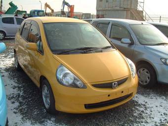 2005 Honda Fit Images