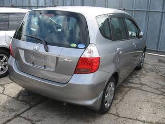 2005 Honda Fit Photos