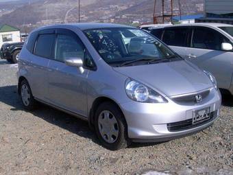 2005 Honda Fit Photos