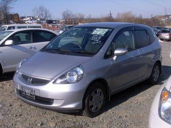 2005 Honda Fit Pictures