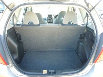 2005 Honda Fit Photos