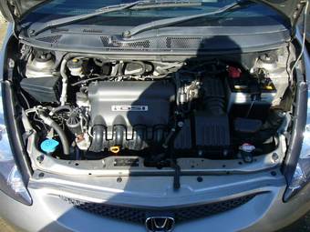 2005 Honda Fit Wallpapers