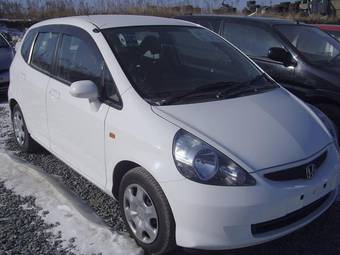 2005 Honda Fit Pictures