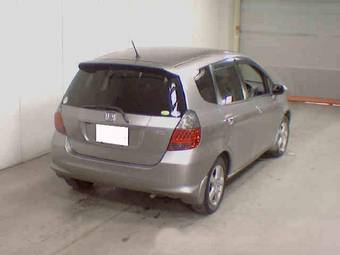 2005 Honda Fit Pictures