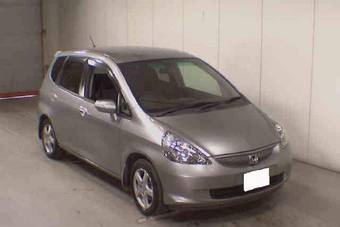 2005 Honda Fit Pictures