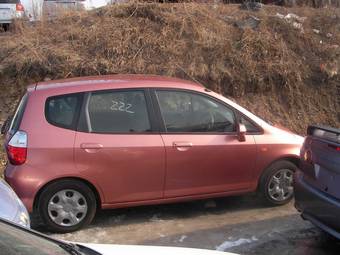 2005 Honda Fit Pictures