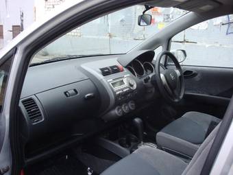 2005 Honda Fit Photos