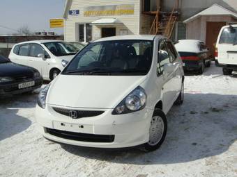 2005 Honda Fit Pictures