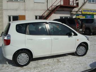 2005 Honda Fit Wallpapers