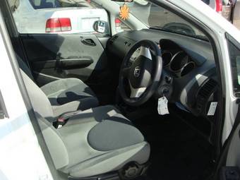 2005 Honda Fit Images