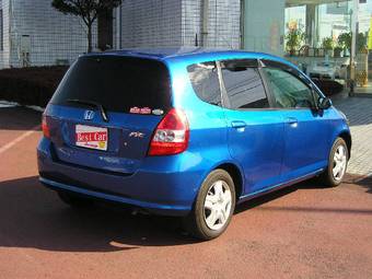 2005 Honda Fit Photos